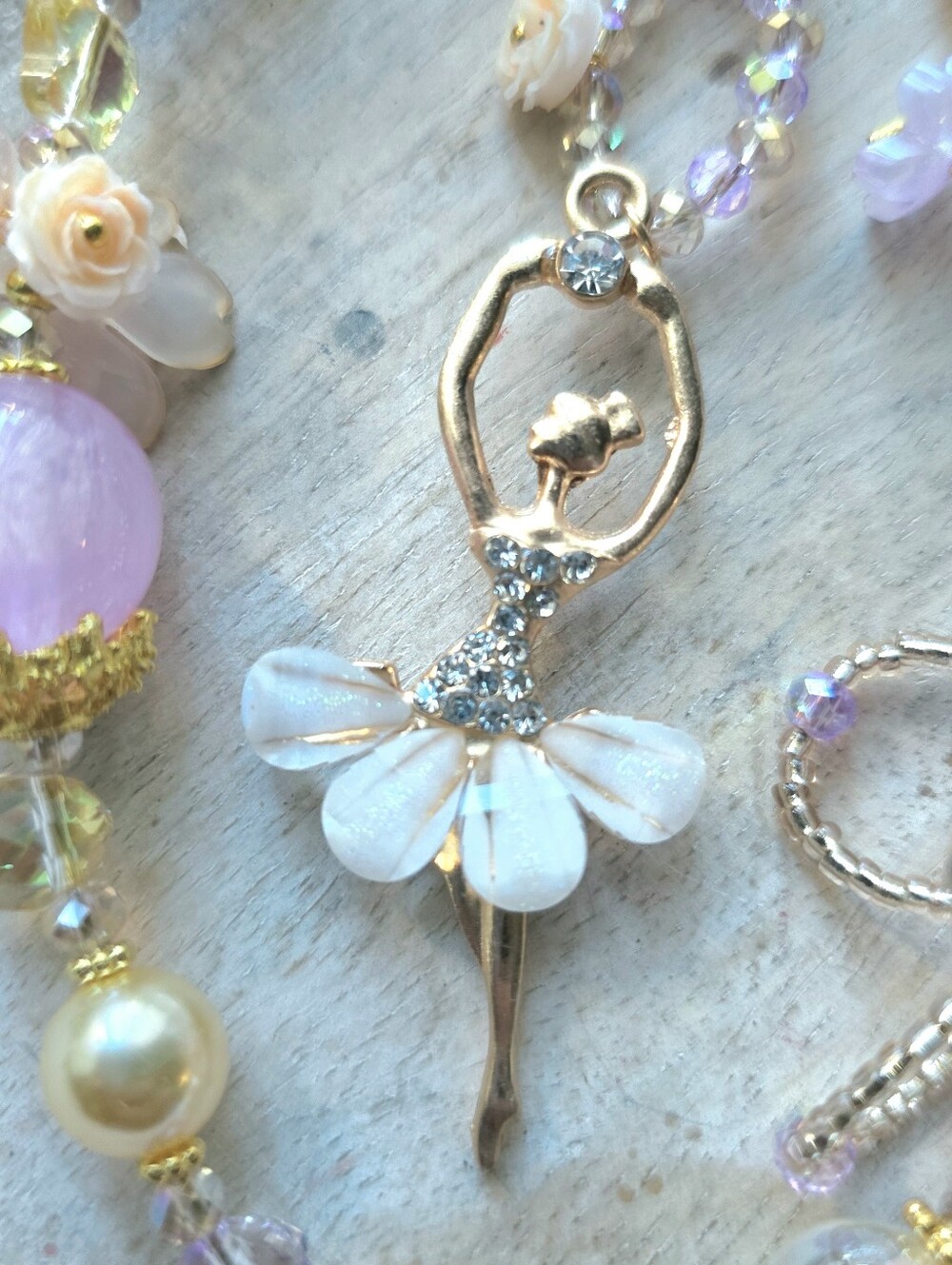 🩰 NWT Handcrafted Phone Charm Pink Ballerina Centered and Glass Crystal Flower - Picture 4 of 5